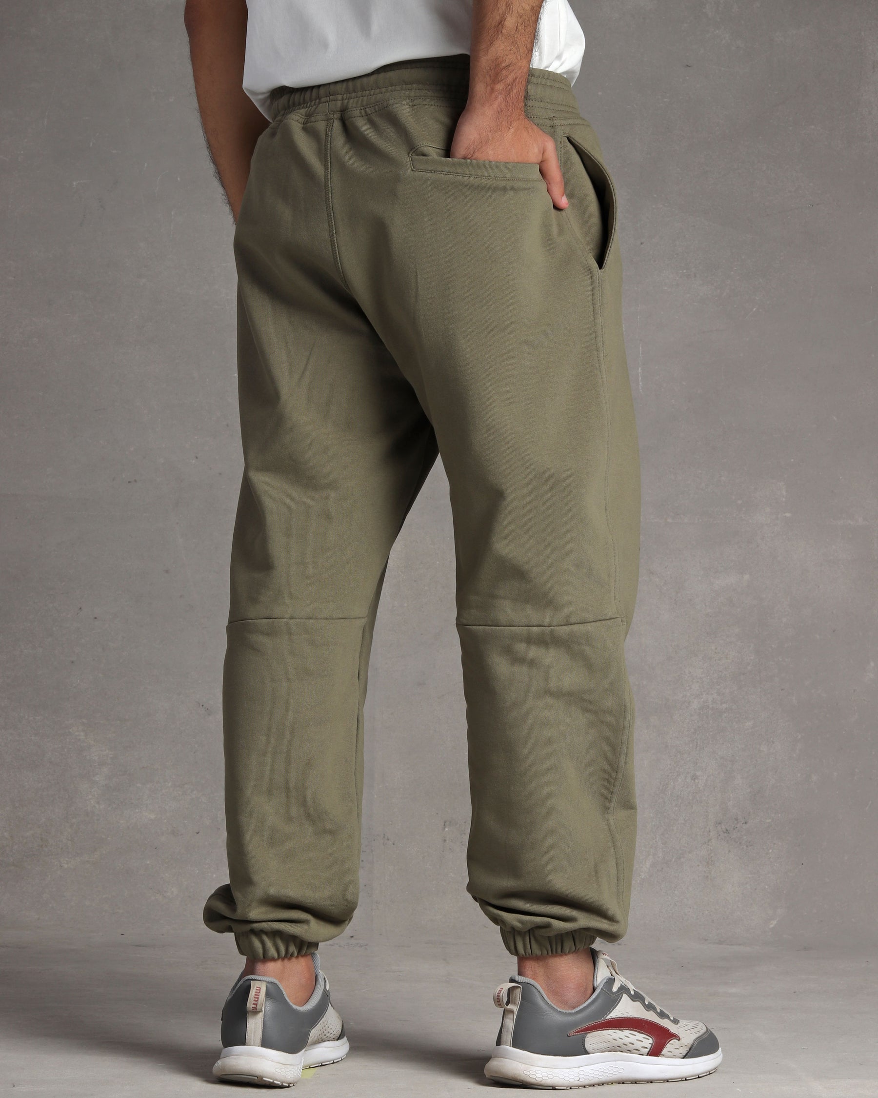Olive green fleece jogger pant