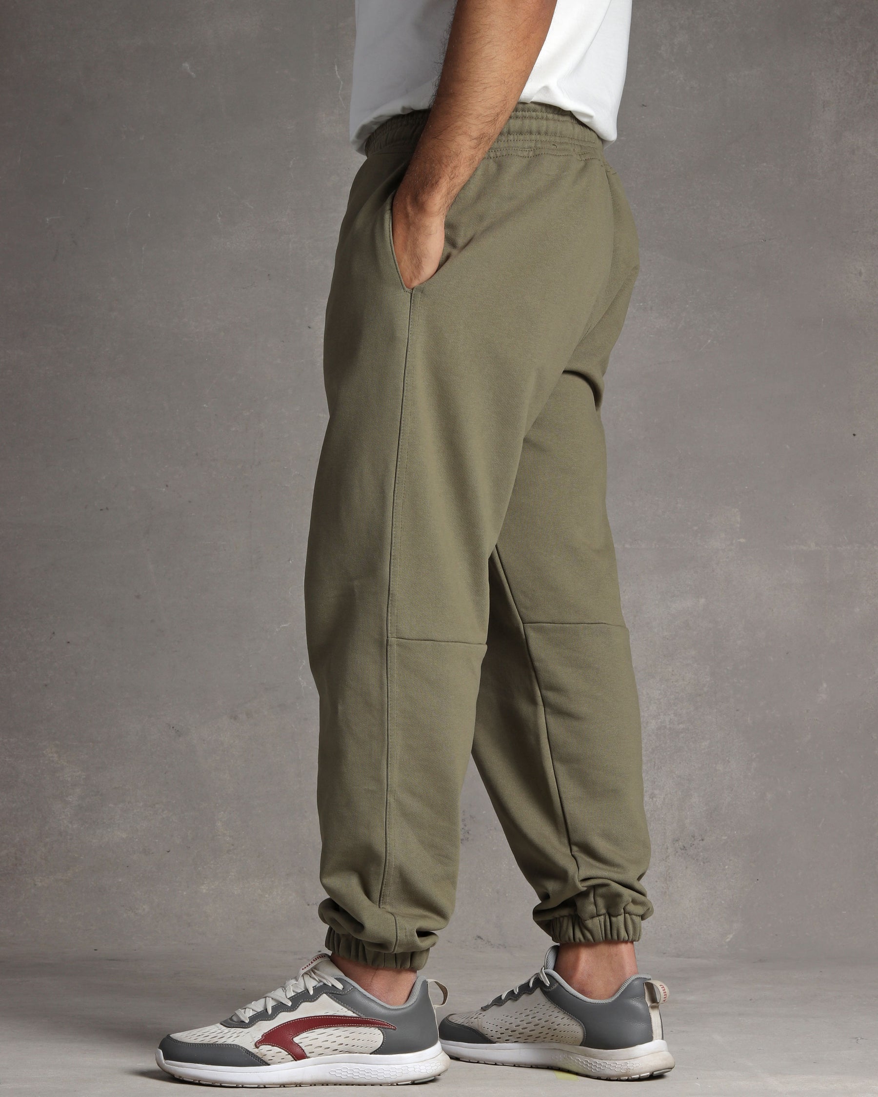 Olive green fleece jogger pant