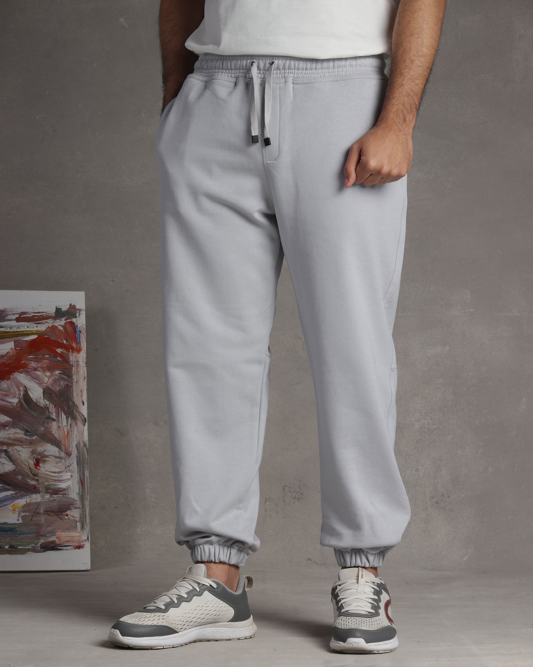Light gray fleece jogger pant