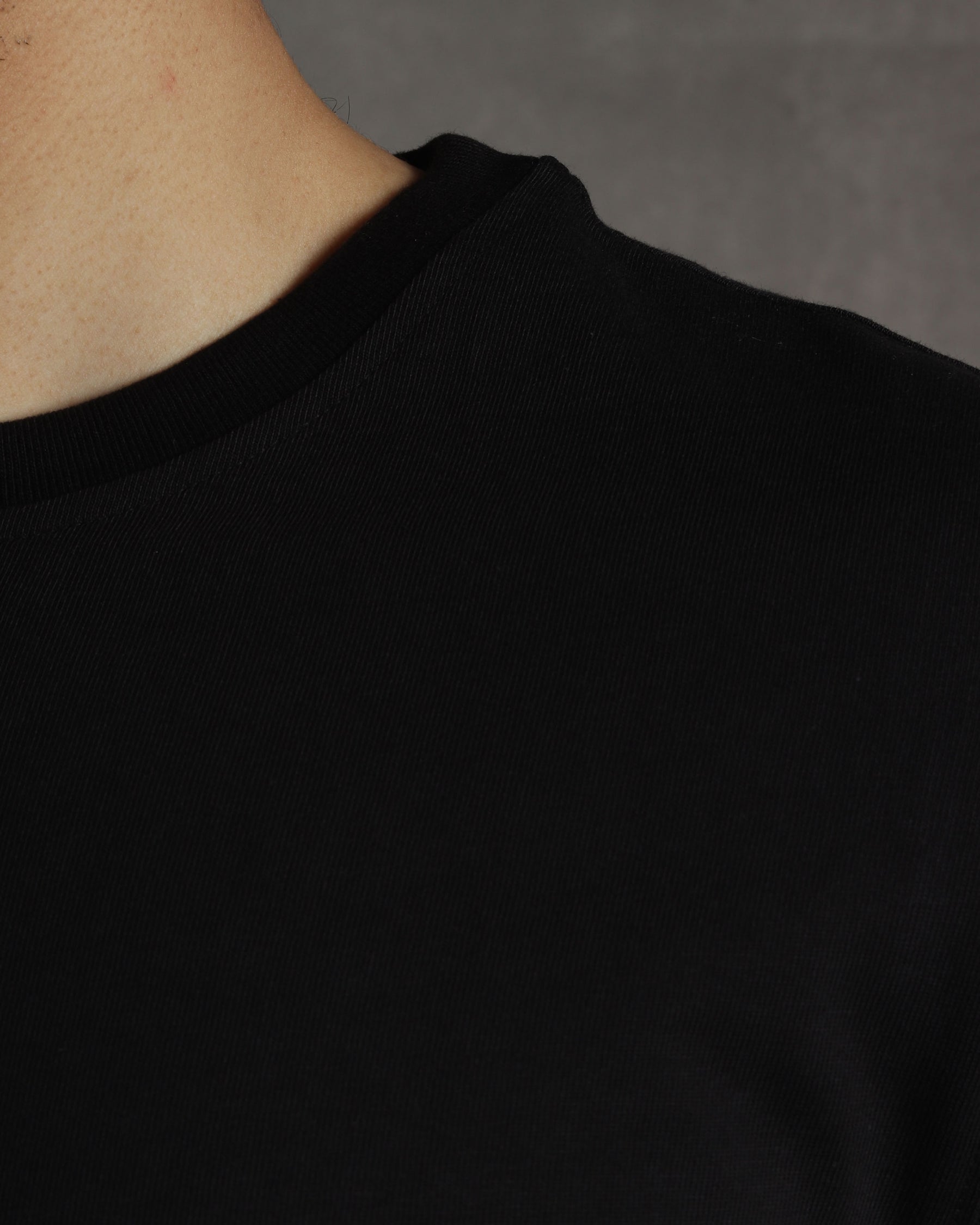 Black regular fit T-shirt