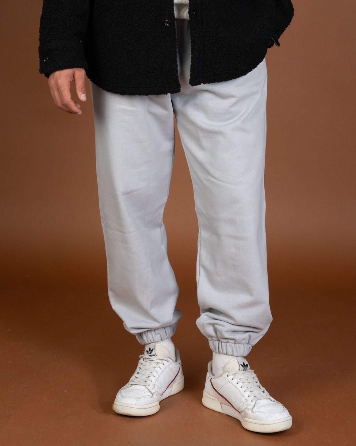 Light gray fleece jogger pant