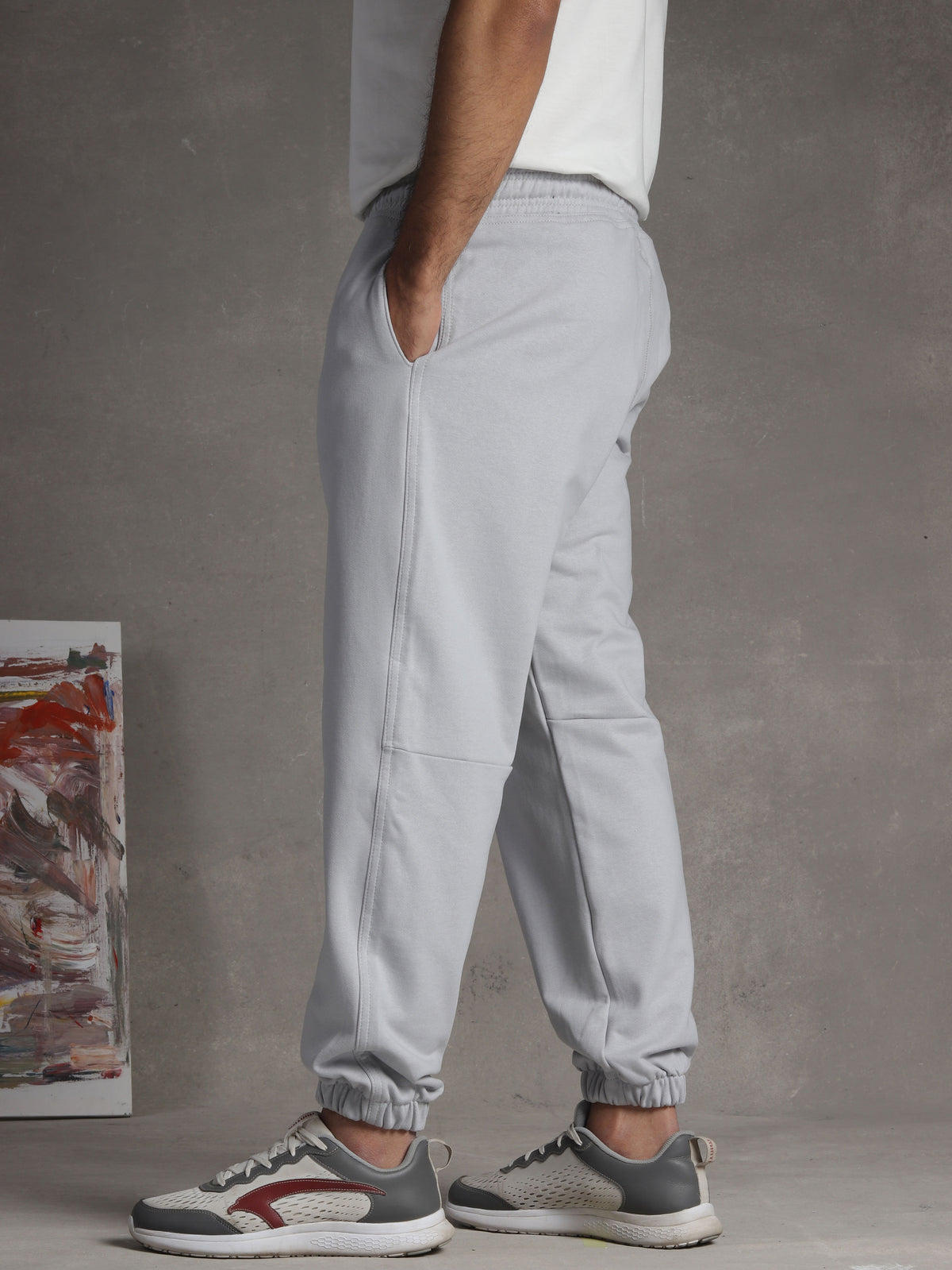 Light gray fleece jogger pant